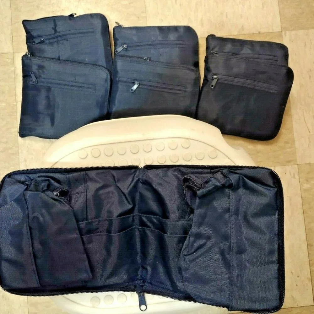 Foldable Travel Duffle Bag  Waterproof & Tear Resistant - Picture 4 of 8